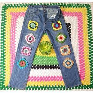 Handmade Crochet Granny Square Patch Jeans Women's 32‎ Frayed Hem Upcycled Denim